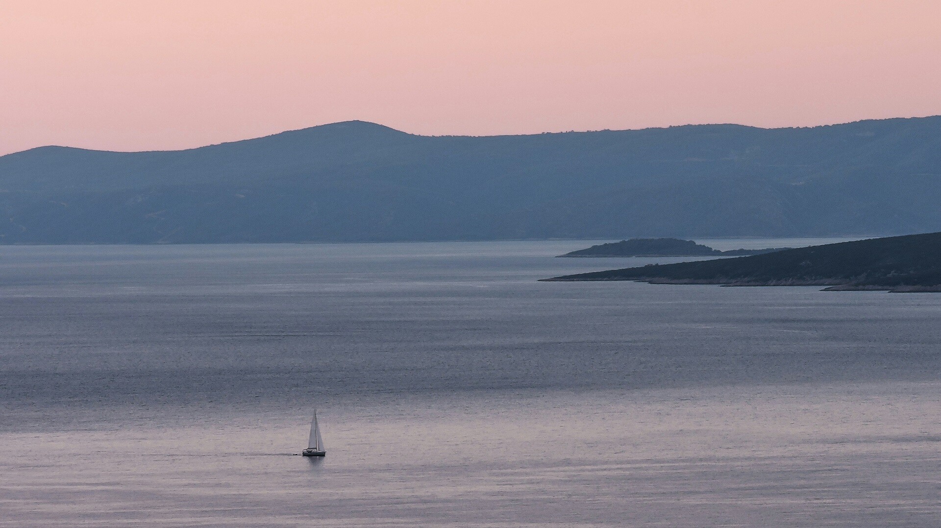 Brac sailing